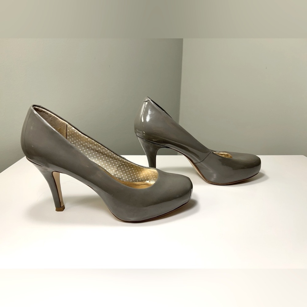 Madden Girl Gray Heels - Picture 4 of 7